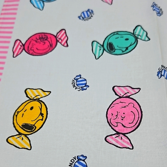 Vintage Snoopy Candy Handkerchief - Picture 6 of 10